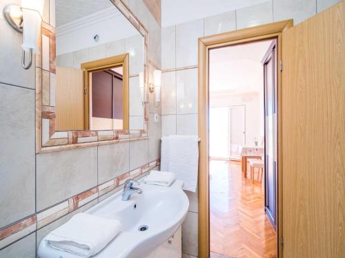 Apartments Marnic Blue Chill- Studio Apartment 1