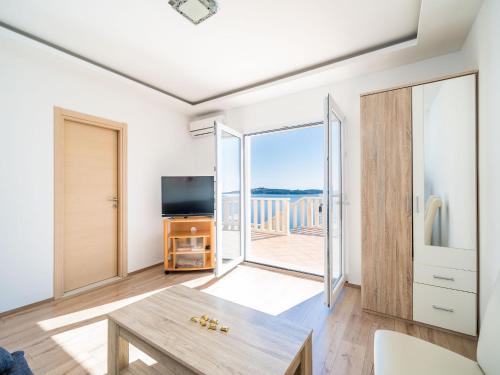 Apartments Marnic Blue Chill-Comfort One Bedroom Apartment with Balcony and Sea View A4