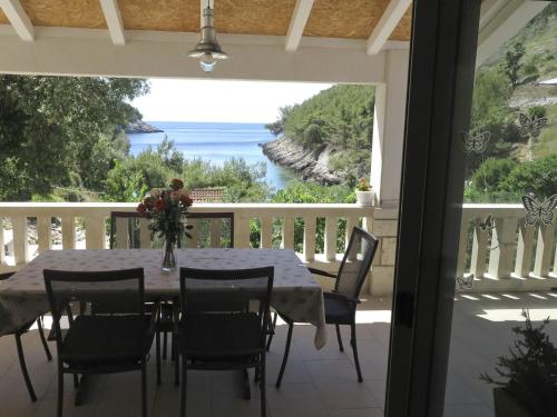 Holiday Home Maja - Four bedroom house with sea view
