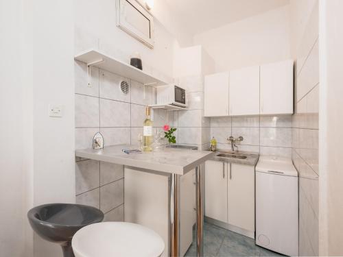 Apartment Primorka - Studio Apartment with Terrace