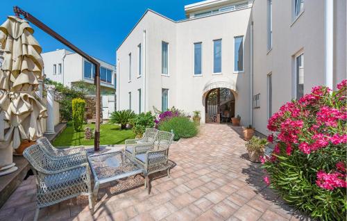 Lovely Apartment In Murter With Wifi - Csv282