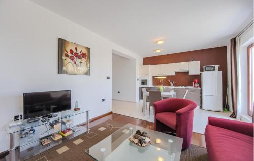 Stunning Apartment In Pula With Wifi