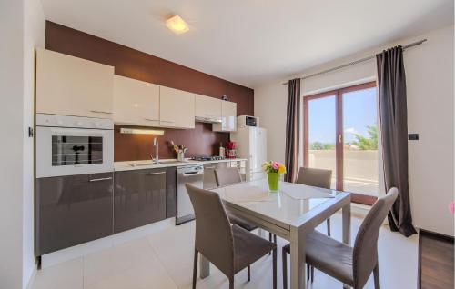 Stunning Apartment In Pula With Wifi