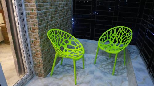 Spacious 3BR Family Stay with AC зимой