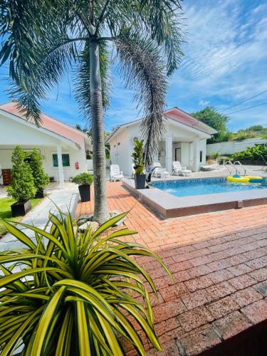 Bazén v ubytování Rooma Kichi Private Pool nebo v jeho okolí