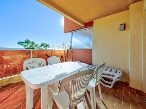 Photo de la galerie de l'établissement Studio cocon vue mer, 4 pers, Wi-Fi inclus - FR-1-827-88, à Roquebrune-Cap-Martin