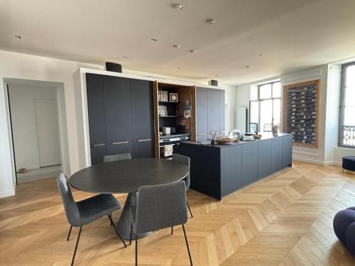 Appartement spacieux 3 chambres face plage, 6 personnes - FR-1-197-628