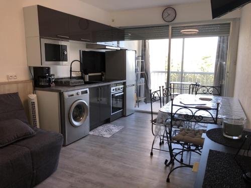 Bel appartement T2 proche plage avec parking privatif - FR-1-338-623