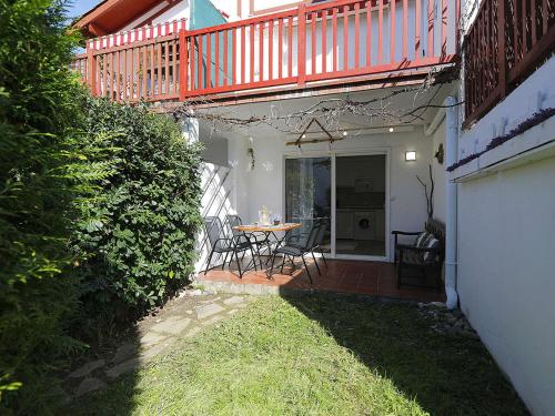 Appartement Hendaye avec piscine et parking - FR-1-2-443