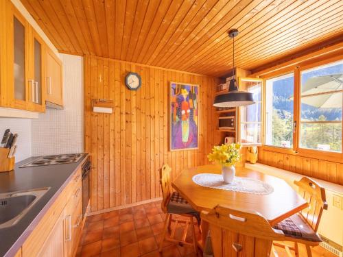 Gambar di galeri bagi Chalet Verrel near Aletsch Ski Gondolas, cleaning included di Fiesch