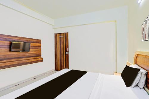 Gallery image of Hotel O Royal Season in Rajkot