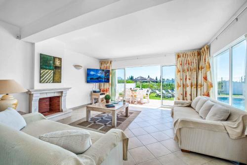 Villa Damara