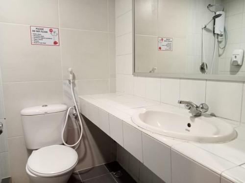 Koupelna v ubytování Fata Hotel by Project Borneo