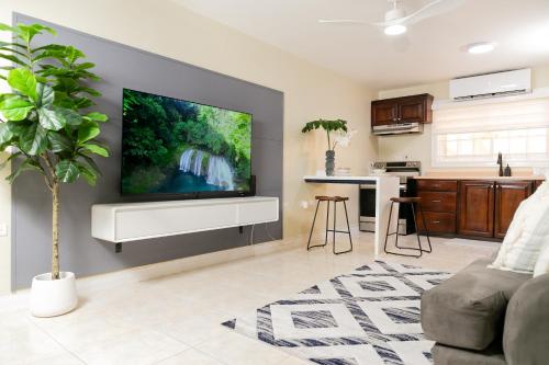 Spacious Comfort - Kingston