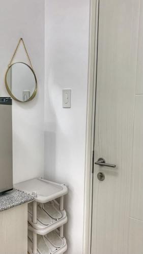 Kuchyň nebo kuchyňský kout v ubytování L. Casa • Tagaytay Staycation