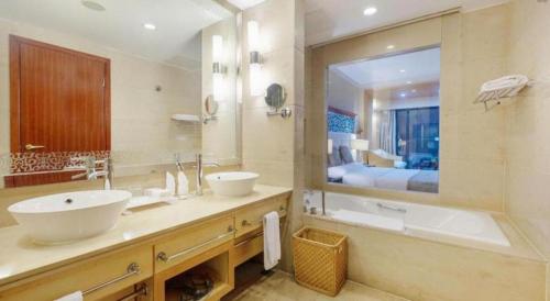 Ένα μπάνιο στο Huangshan Xuanyuan International Hotel