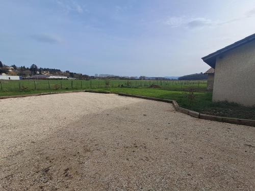 Photo de la galerie de l'établissement Maison entière, terrain ,cours, à Meximieux