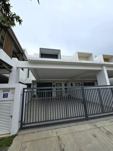 Μπαλκόνι ή βεράντα στο 16pax 4R4B Seremban2 Matrix DTempat Sendayan WiFi
