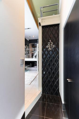Designers room in Marunouchi for 6 people