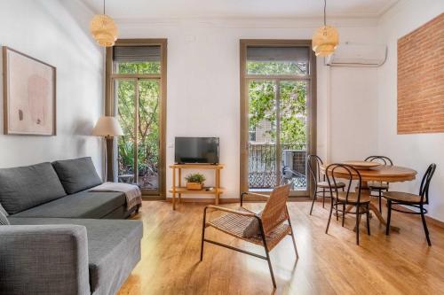 Posedenie v ubytovaní Pl Universitat Bright and cozy 2BD - 2BTH