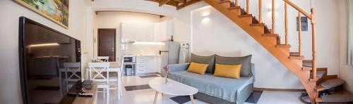 Aigaiou House 2