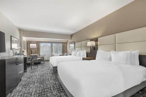 Doubletree by Hilton Hotel Williamsburgにあるベッド