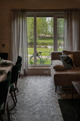 Ruang duduk di Pramogų namelis
