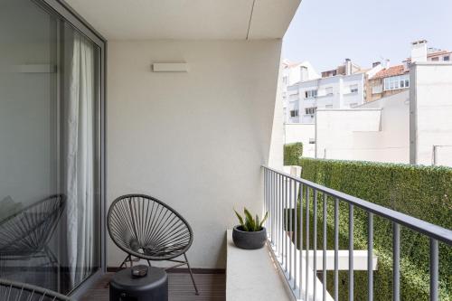 The Urban Oasis Elegant 2 Bedroom Duplex in Lisbon