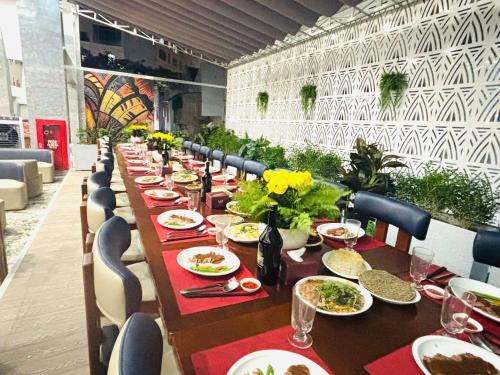 Φαγητό σε αυτό το ξενοδοχείο ή κάπου εκεί κοντά