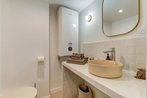 Le Velours 2 bedrooms 4 beds central