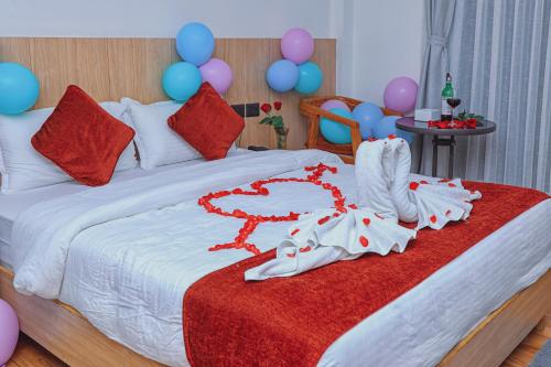 Postel nebo postele na pokoji v ubytování Shikali Resort