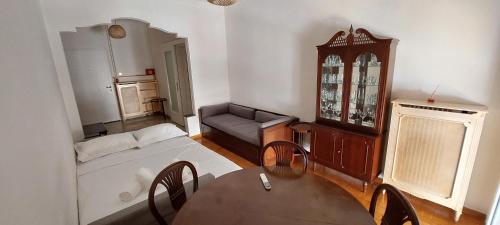 Neos Kosmos Family Apartment