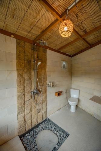 Ένα μπάνιο στο Timbul Highland Villa