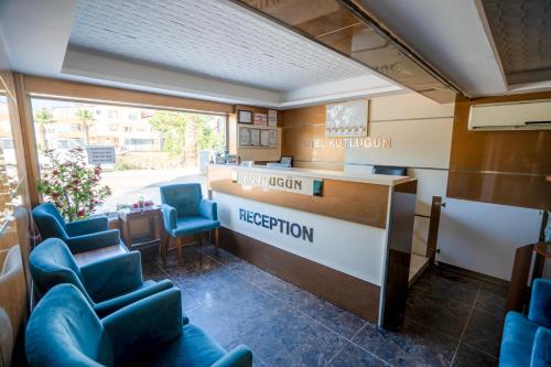 Imagen de la galería de Kutlugun Sahil Otel, en Akçay