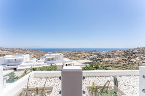 Gallery image of Sea & Stone Residence Mykonos in Platis Yialos Mykonos