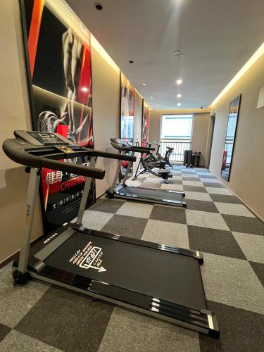Palestra o centro fitness di Lavande Hotel Kunming Wujiaba CBD Center