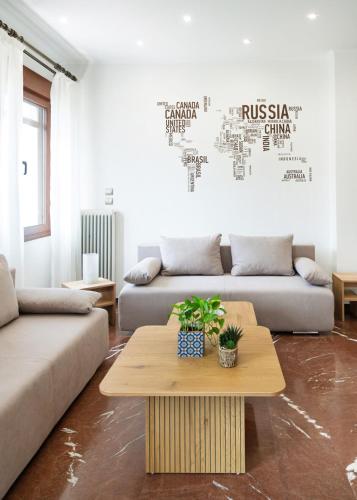 Luxury, entire, 2-10 person apartment in ilioupoli
