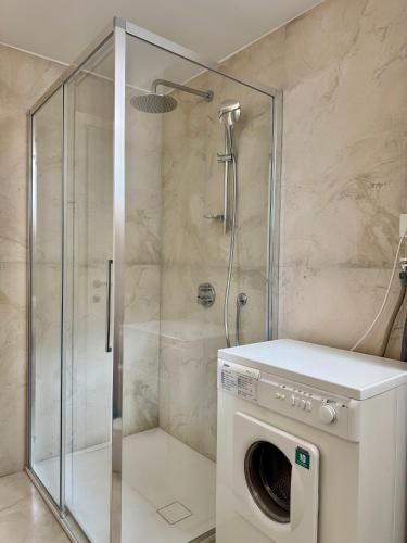 Salle de bains dans l'établissement 1Dest - View & Chill Apartment