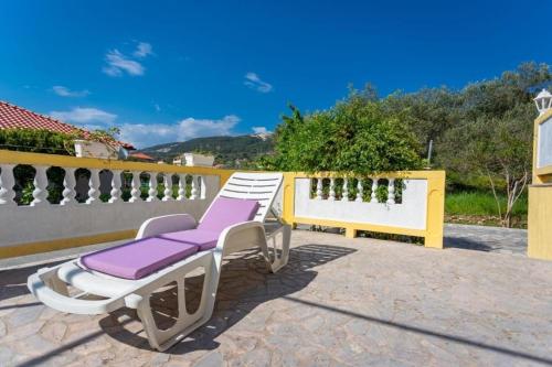 Apartments by the sea Banjol, Rab - 24668