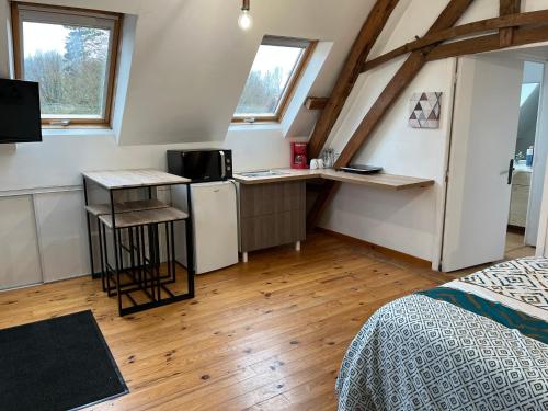 Postel nebo postele na pokoji v ubytování Logement entier avec accès privé