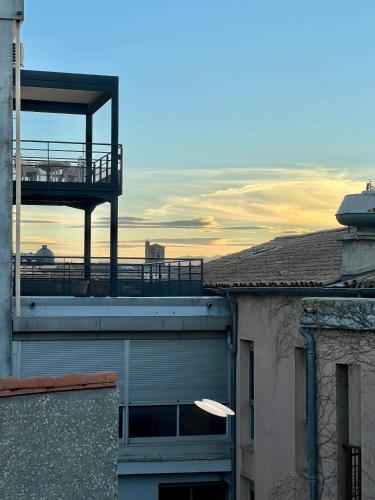 Balkón nebo terasa v ubytování Carcassonne Bastide Appartements