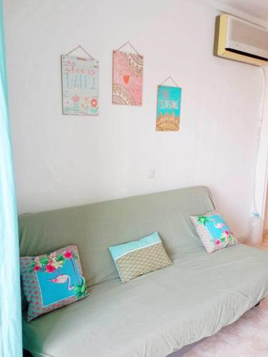 Bright studio with Pool, Torrecilla Beach