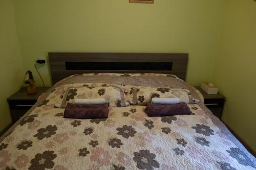 Apartman LAVANDAにあるベッド