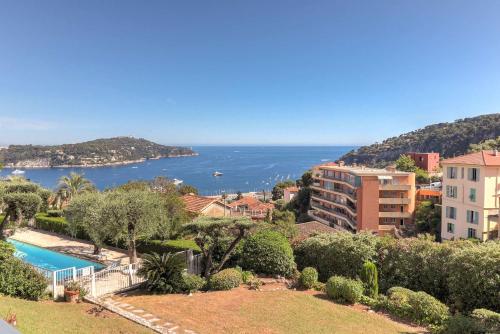 Photo de la galerie de l'établissement Elegance et Vue Mer Sublime appartement, à Villefranche-sur-Mer