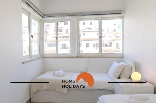 #317 Linda Vista Sea Views & Light