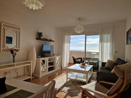 2BD Ocean View Panoramic Apartment