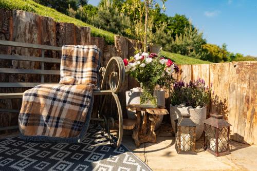 Χώρος καθιστικού στο Fairytale Staycation - Near London by Damask Homes