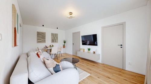 FLEXIHOME sk - SNP 7 - four room apartment, AC, loggia