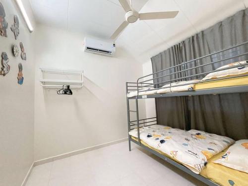 Postel nebo postele na pokoji v ubytování Cozy AiZHome