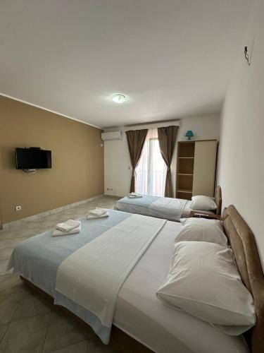 Gallery image of Apartments Riviera Budva in Budva